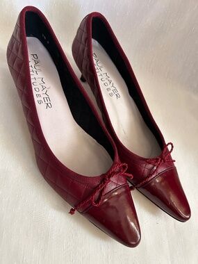 Paul Mayer Attitudes Quilted Kitten Heel “Forever Timeless” 9.5 Burgundy Pumps
